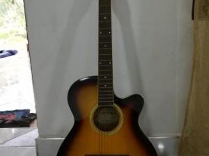 ELECTRIC ACOUSTIC GUITAR FOR SALE (TOYAMA)