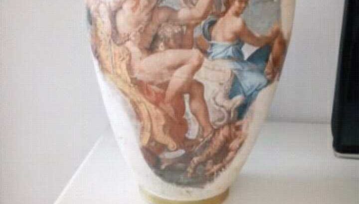 ITALIAN ANTIQUE VASES