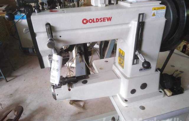 Slipper outsole sewing machine