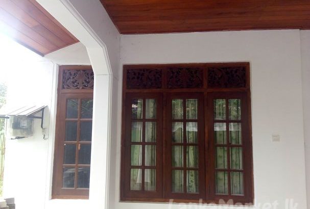 House for sale in Kaduwela