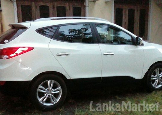 Hyundai tucson diesel SUV