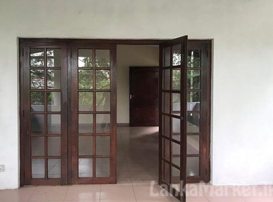 Bungalow Type House available Lease in Kadawatha