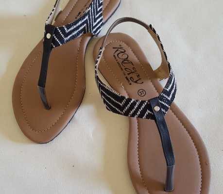 Ladies sandals