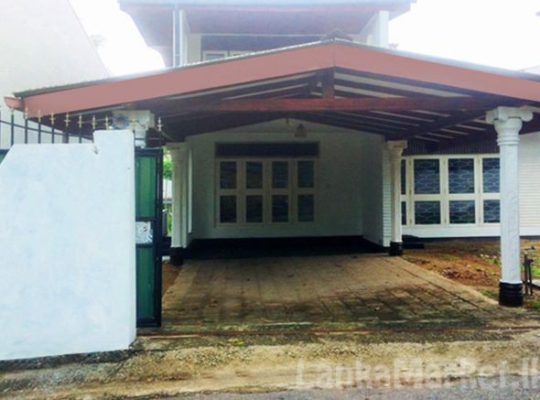 Two Storied House in Thalawathugoda