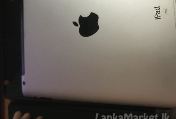 I Pad 4 – WiFi + Cellular – 64GB – White for sale