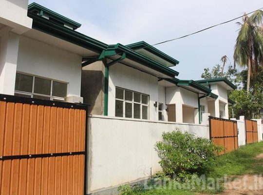 Newly Built House in Kalagedihena