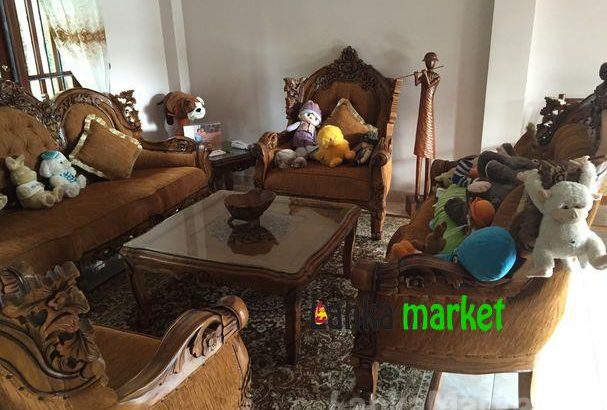 luxury house for sale