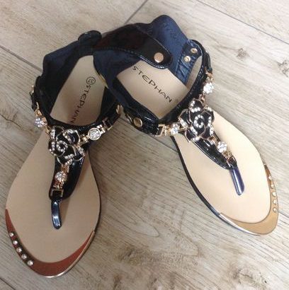 Women sandles for sale