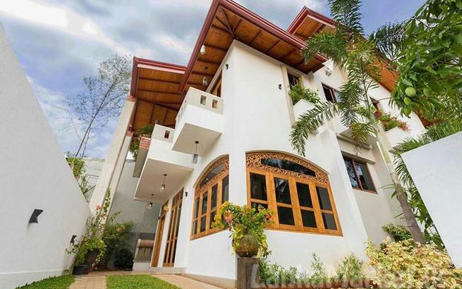 Luxury House for sale