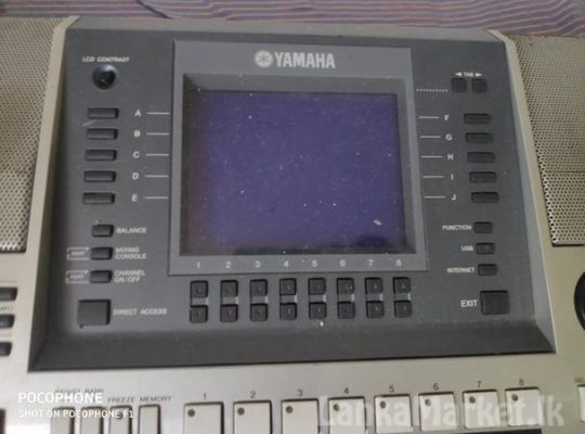 Yamaha PSR S700 for sale