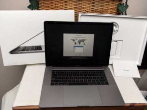 Apple Macbook Pro 512GB