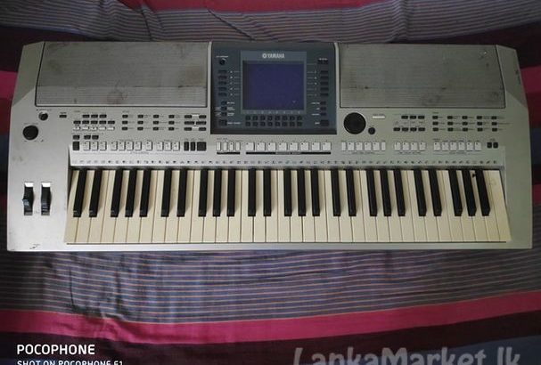 Yamaha PSR S700 for sale