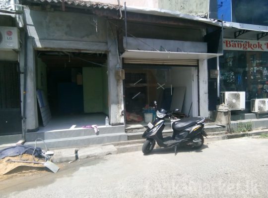 Shop for rent near galle road matara 04 batuta road