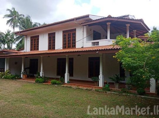 Nittambuwa Two Storied House for Sale