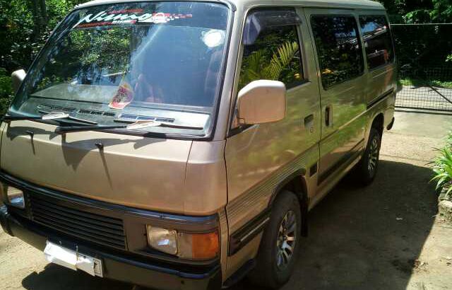 Nissan caravan