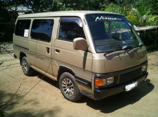 Nissan caravan