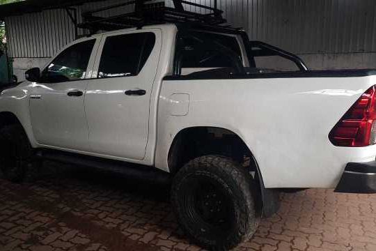 TOYOTA HILUX 2017