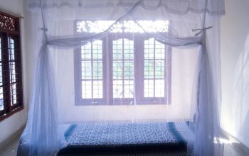 Aluminum Frame with Mosquito net
