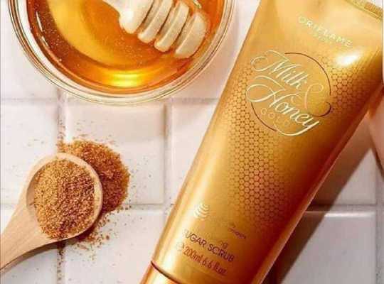 Milk and honey suger scrub