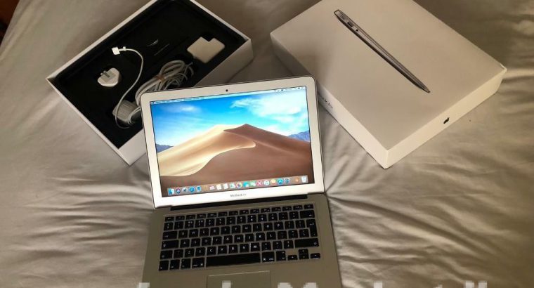 Brand New Apple MacBook Air 13.3″ i5 Processor, 4GB RAM, 128GB SSD (MISSING ARROW KEY (>)