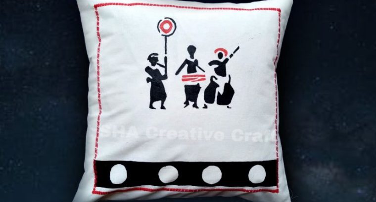 Cushion Covers – Fabric Paint
