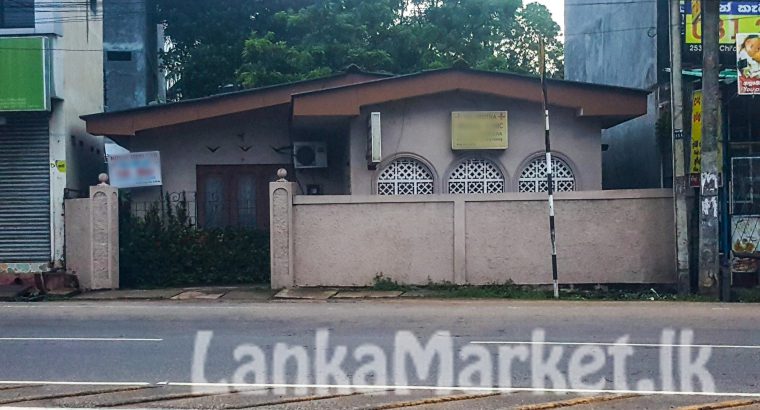 Land with a shop/house for sale in Negombo, Dalupotha.