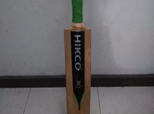 Hicko Senior Size cricket bat