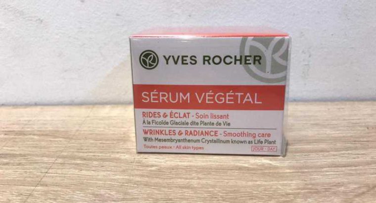 YVES ROCHER WRINKLES & RADIANCE smoothing Care FRANCE