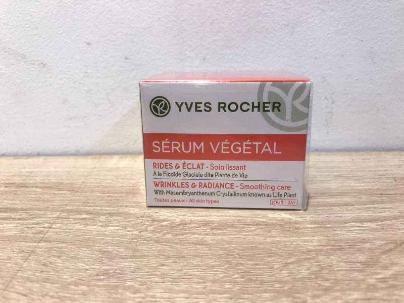 YVES ROCHER WRINKLES & RADIANCE smoothing Care FRANCE