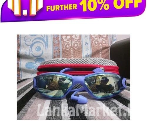 Swimming Googles with Ear plug / Swimming Googles UV Shield Anti-Fog