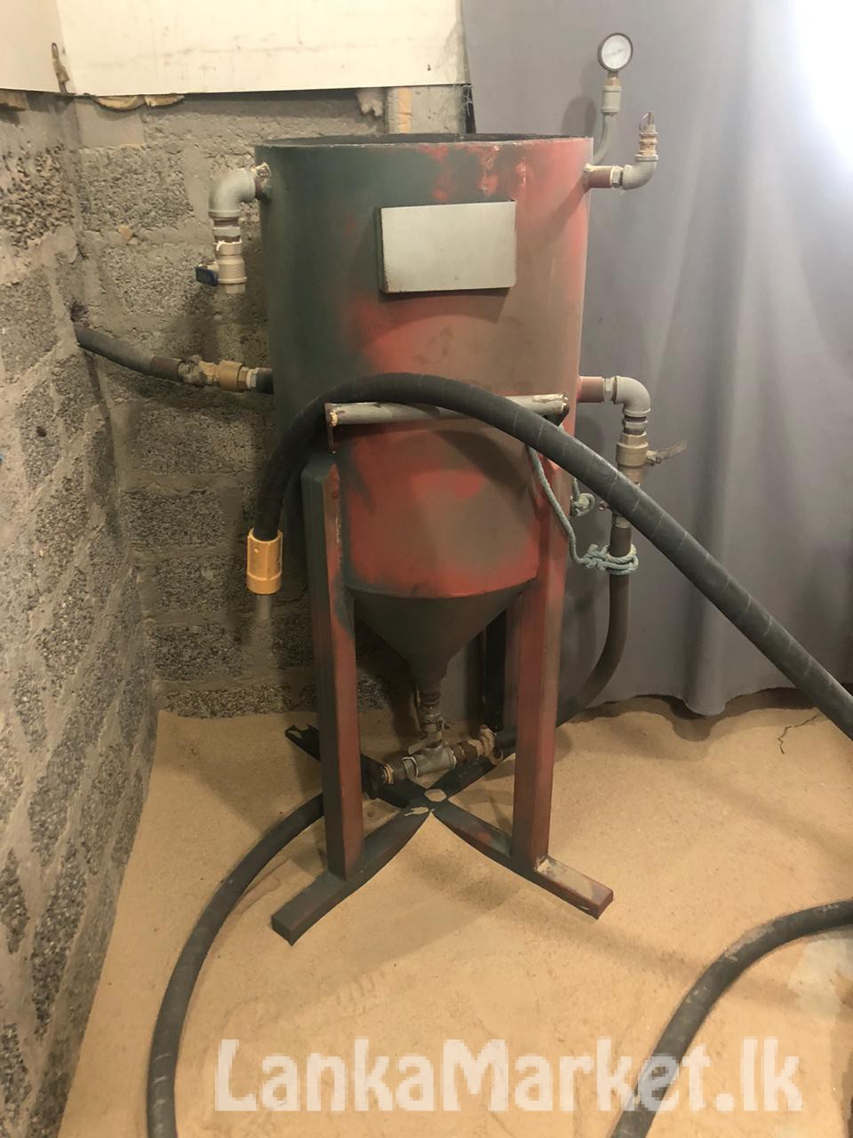 Sand Blast Machine for sale(Airman PDS90S with pressure pot)
