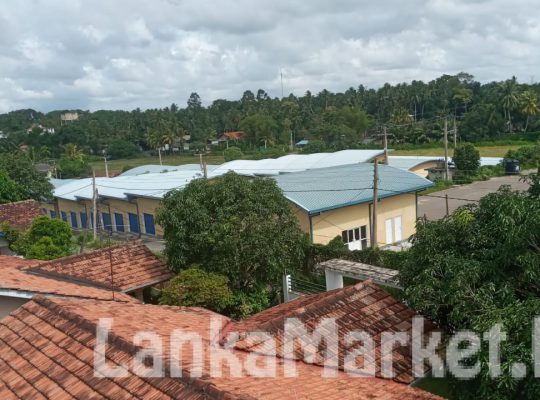 3 story Resident/Commercial building for Sale in Maradagahamulla