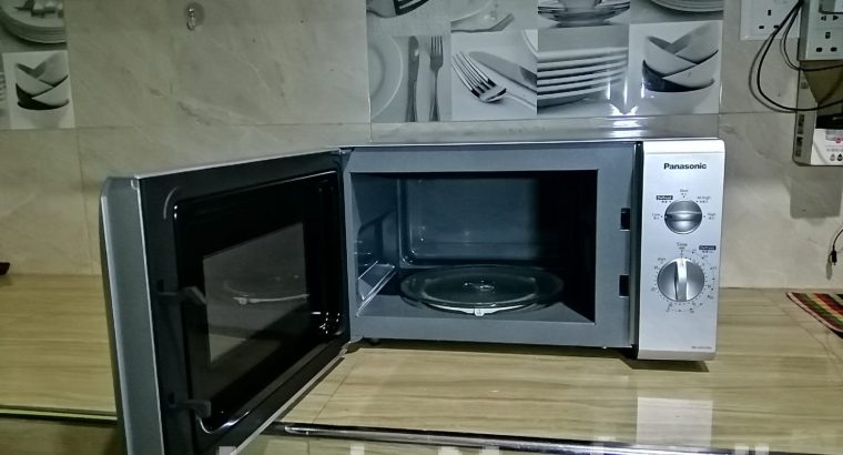 Panasonic Microwave oven NN-SM330M