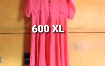 Used and New Women Clothes