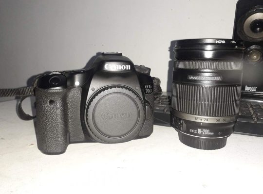 Canon 70D + Canon 18-200mm Lens