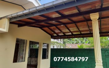 3 bed room house rent at Galle town 3 bed room,1 bath room, Verandah, two kitchens, house at Galle town calm & quiet environment, 3 vehicle parking, 1km to Galle town, office staff or foreigners only