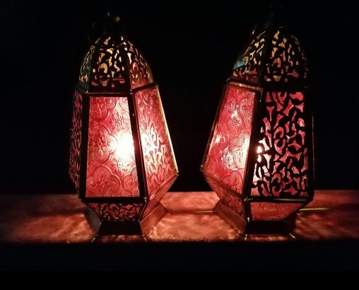 CANDLE LANTERN