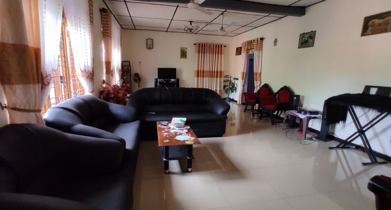 LUXURY HOUSE FOR SALE in Avissawella