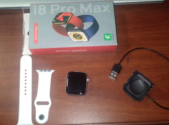 I8 Pro Max Watch (White)