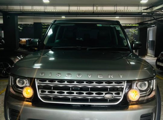 Land Rover Discovery 4