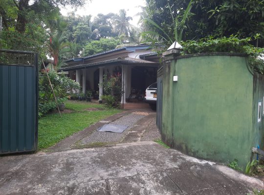 COMPLETE HOUSE WITH SOLAR AT KIRIWATTUDUWA