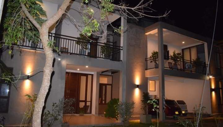 Raddoluwa, 22.5 Land & 4 BR Two storied House with furniture for sale