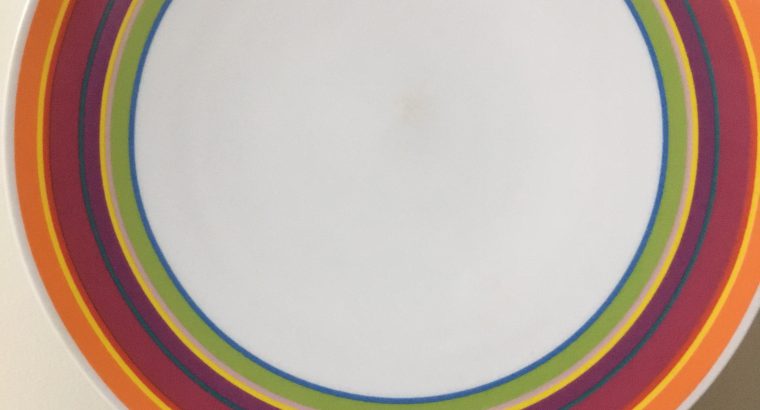 Noritake 18 piece dinner set