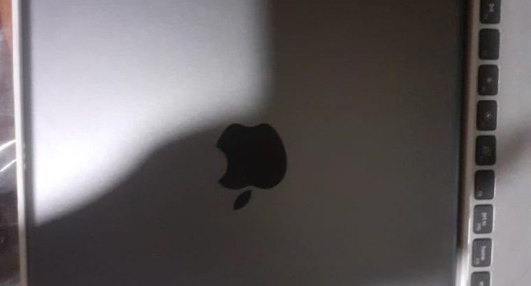 Apple ipad 8th generation wifi + cellular