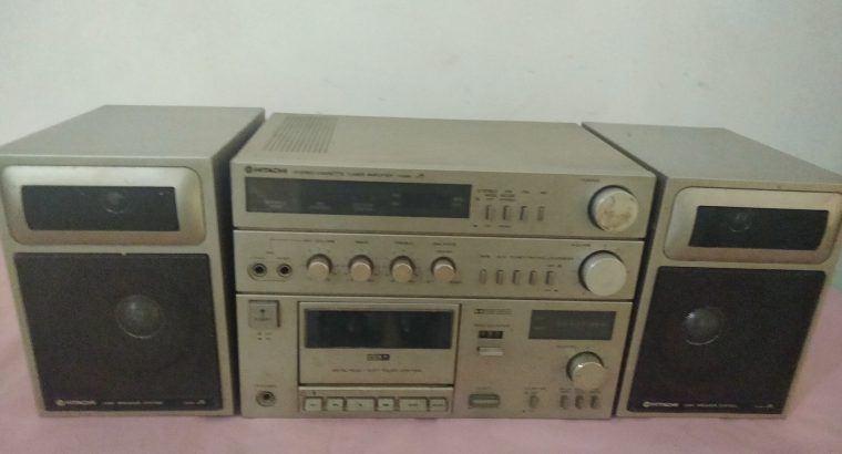 Hitachi Stereo Cassette/Tuner/Amplifier (Model J5) for Sale.