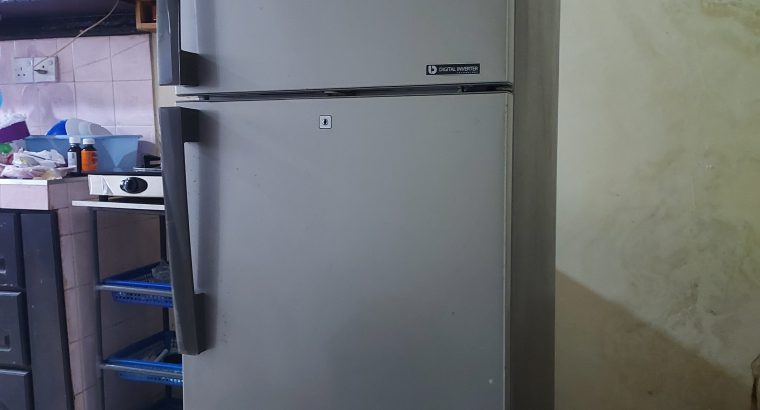 මුදල් හදිස්සියකට ඉතා ඉක්මනින් විකිනීමට ඇත