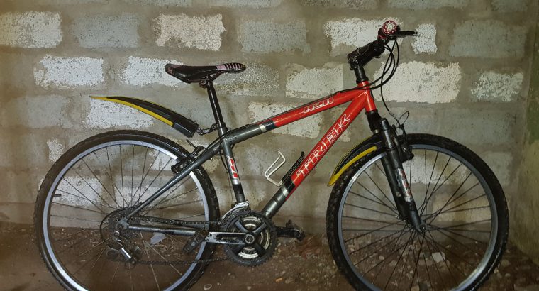 Bicycle for sale බයිසිකලයක් විකිණීමට ඇත