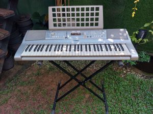 Yamaha PSR E303 Keyboard & stand for sale