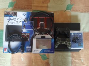 Sony Playstation 4 With 8 Games