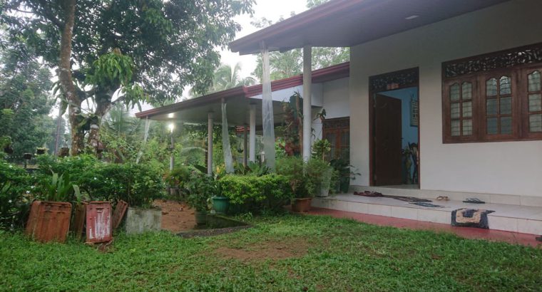 A fully furnished Italian style house for immediate cash sale